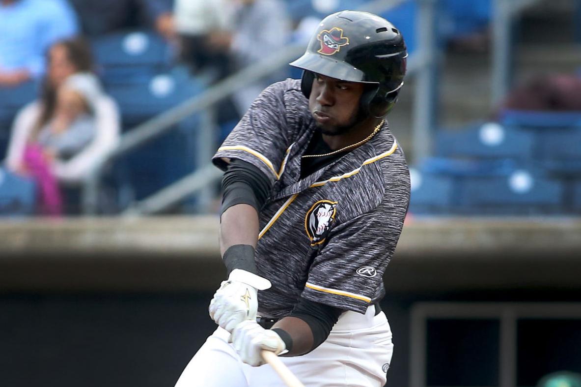 061917-Yordan-Alvarez-001